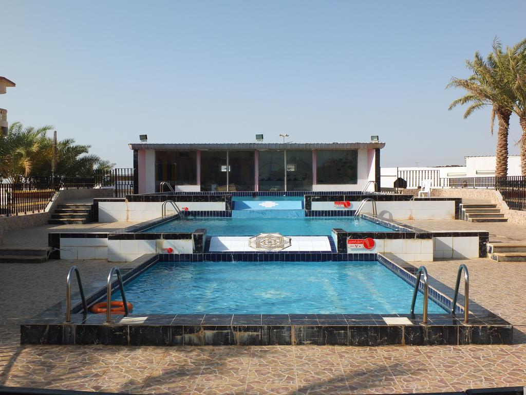 Al Ahmadi Plaza Resort Janbu Zewnętrze zdjęcie