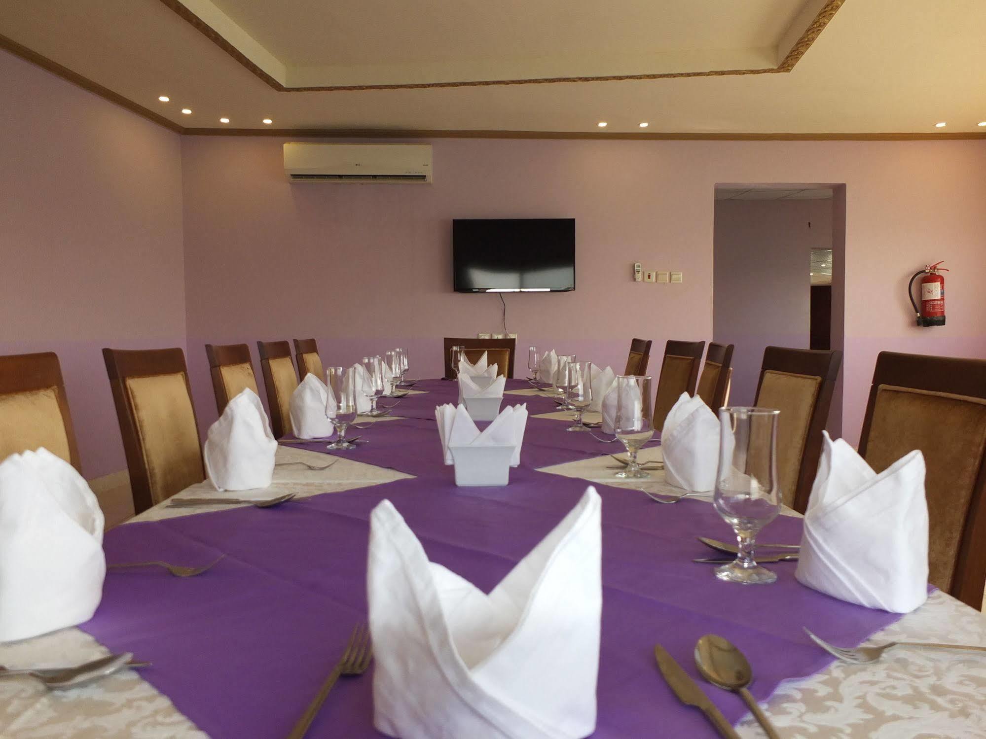 Al Ahmadi Plaza Resort Janbu Zewnętrze zdjęcie