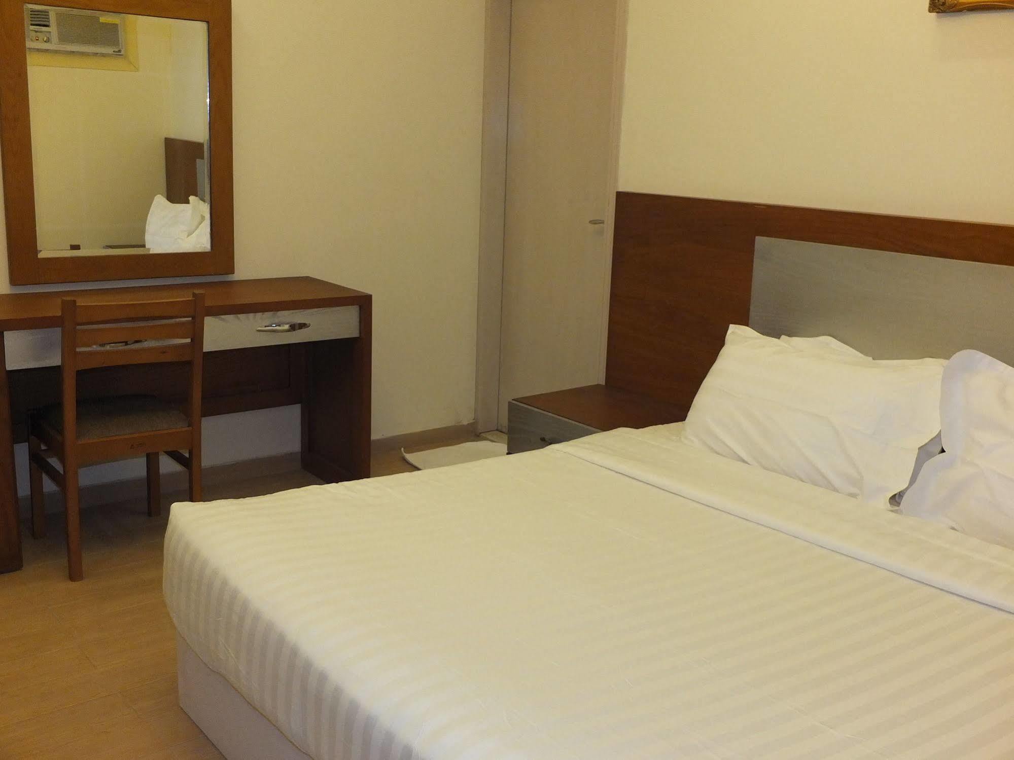 Al Ahmadi Plaza Resort Janbu Zewnętrze zdjęcie