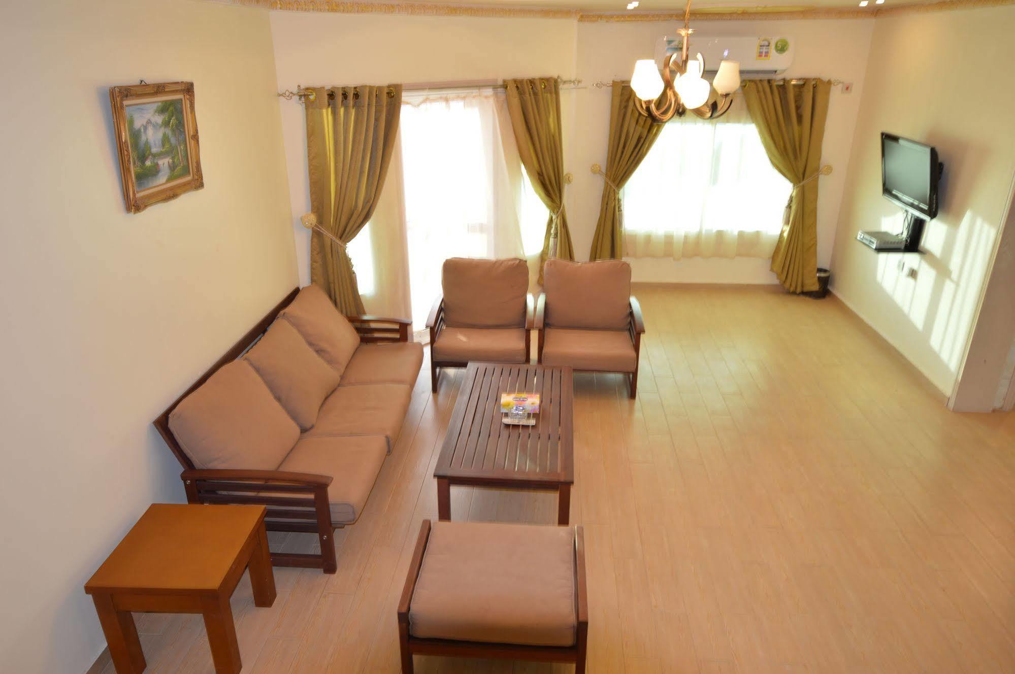 Al Ahmadi Plaza Resort Janbu Zewnętrze zdjęcie