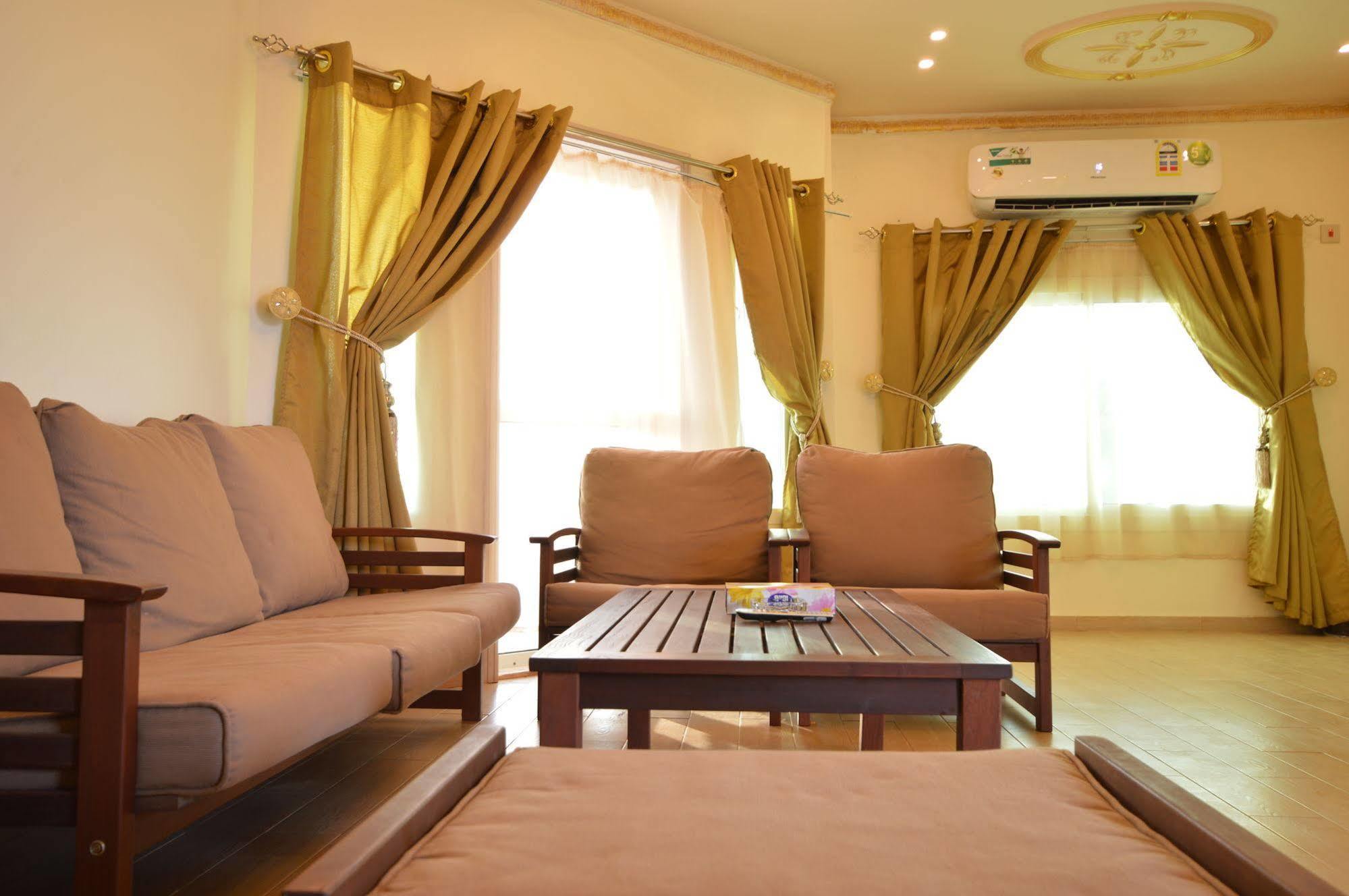 Al Ahmadi Plaza Resort Janbu Zewnętrze zdjęcie