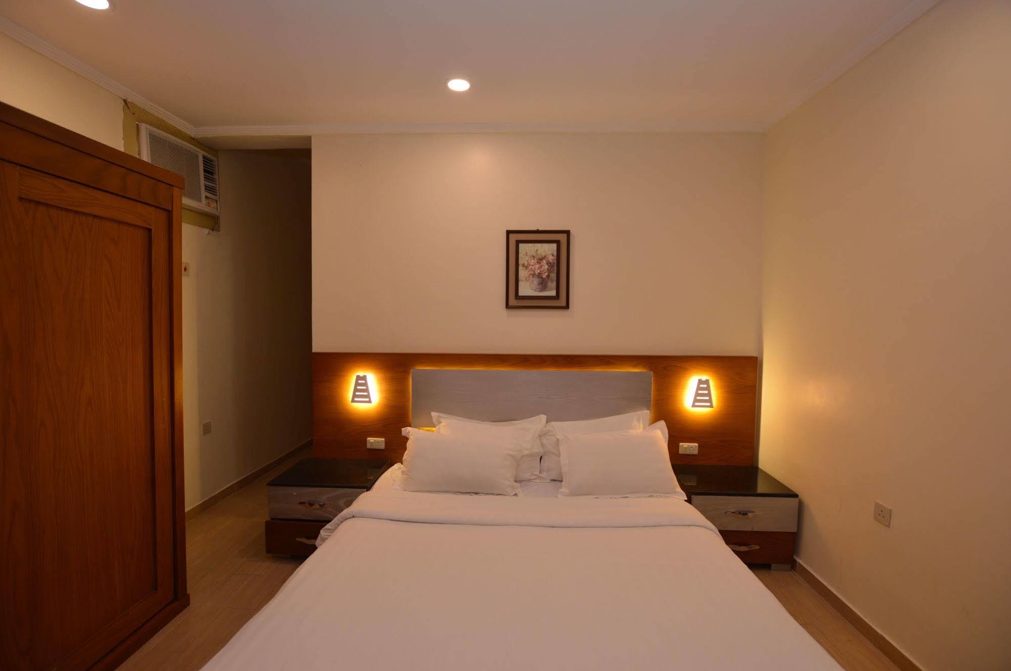 Al Ahmadi Plaza Resort Janbu Zewnętrze zdjęcie