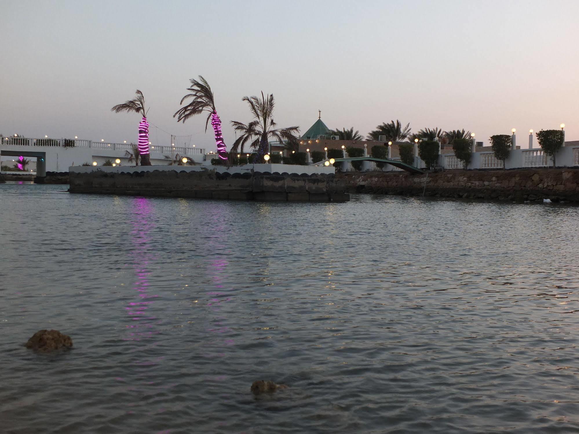Al Ahmadi Plaza Resort Janbu Zewnętrze zdjęcie