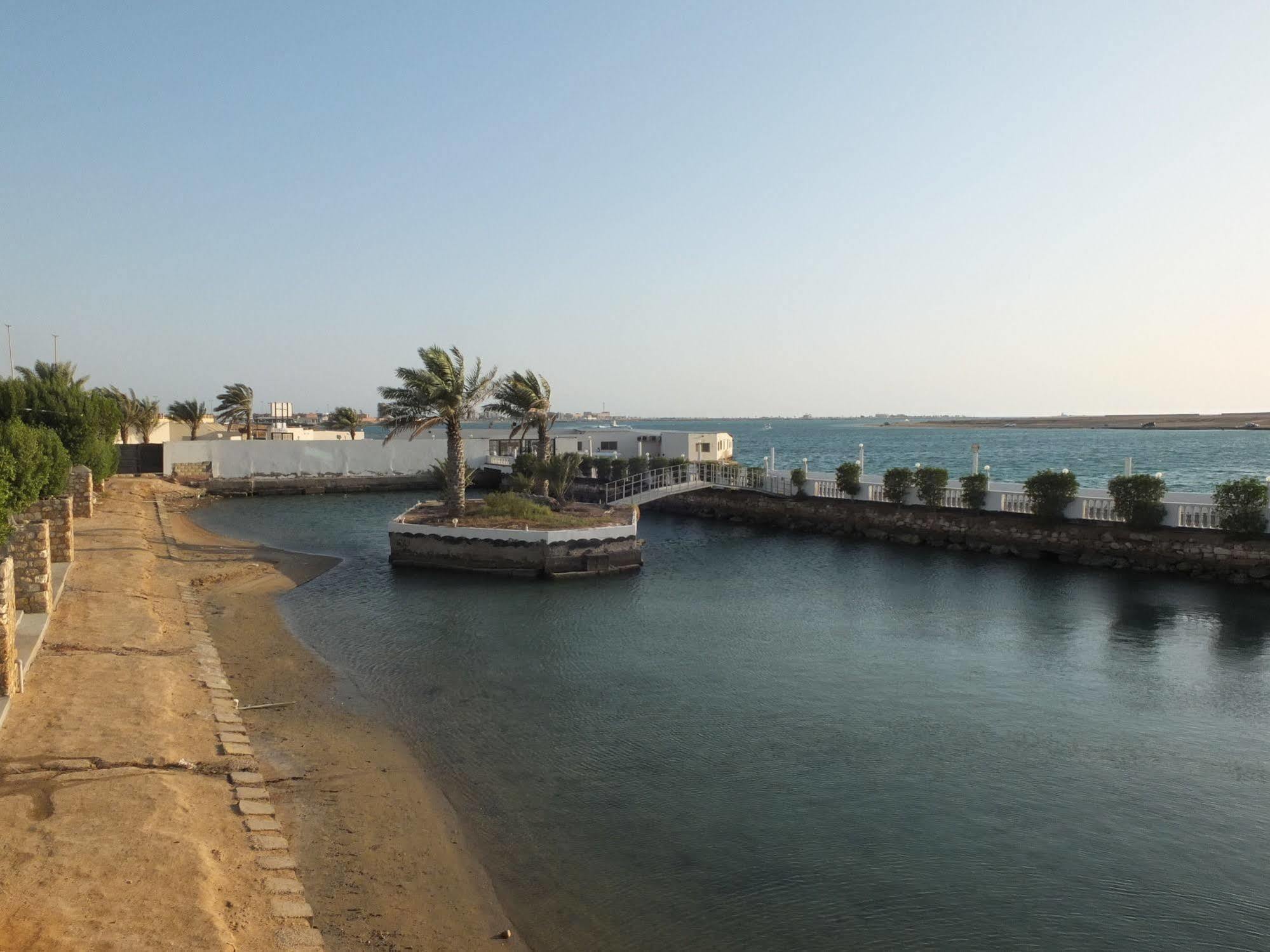 Al Ahmadi Plaza Resort Janbu Zewnętrze zdjęcie