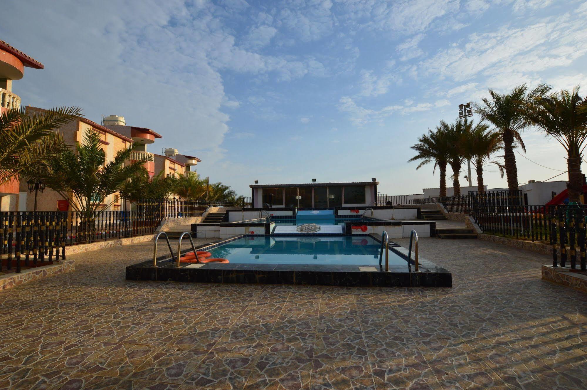 Al Ahmadi Plaza Resort Janbu Zewnętrze zdjęcie